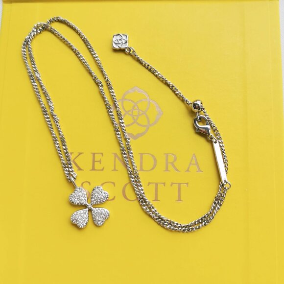 Kendra Scott Clover Silver White Crystal Short Necklace New - Picture 2 of 3